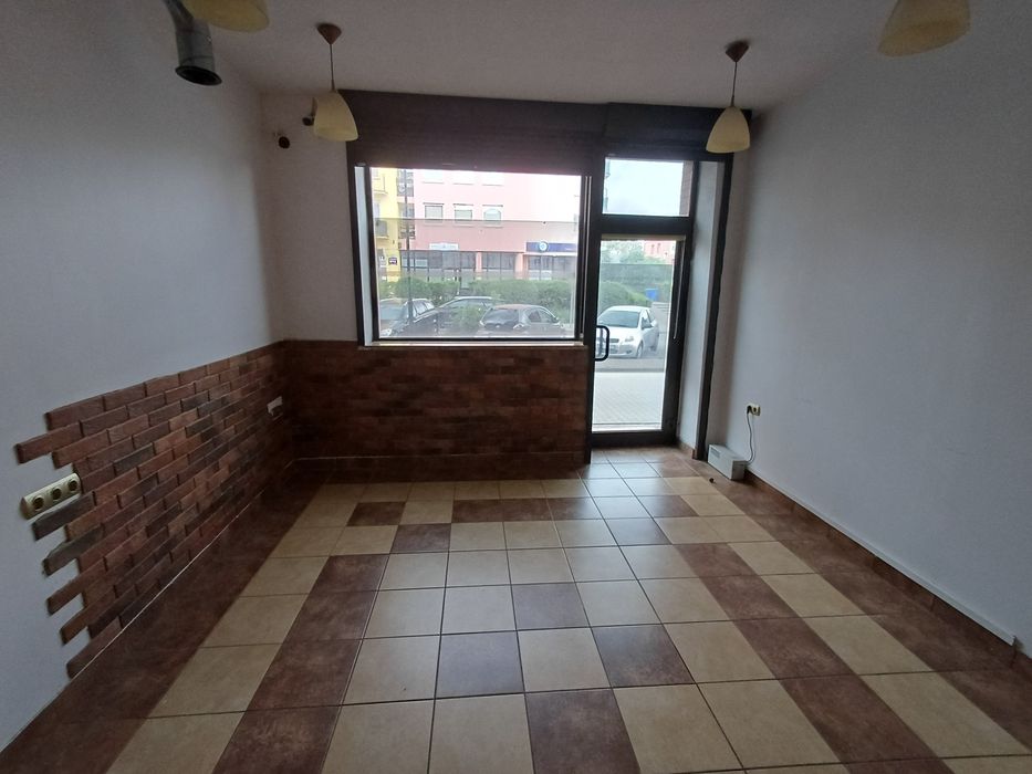 Sprzedam lokal usługowy  36 m2