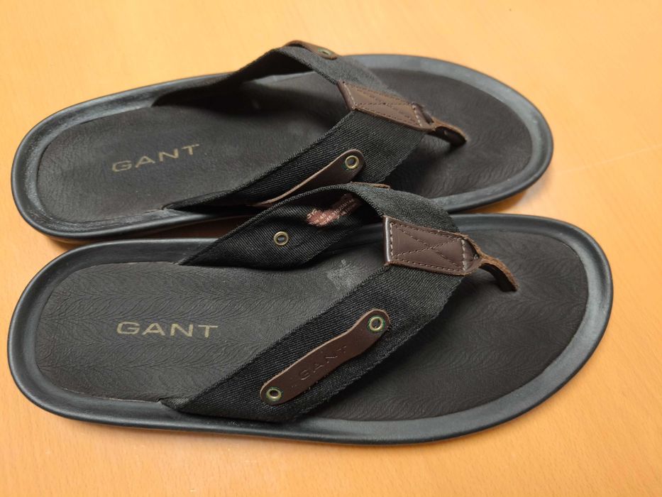 Vendo Chinelos da marca GANT como Novos