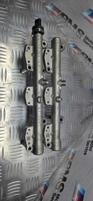 Топливная рампа новая B58B30B-B30C G20 G30 G42 13538665631 13538665635