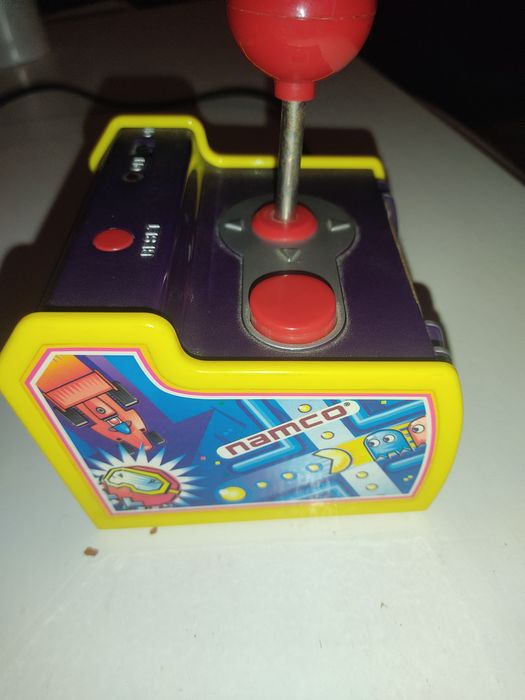 Consola para TV com jogos antigos