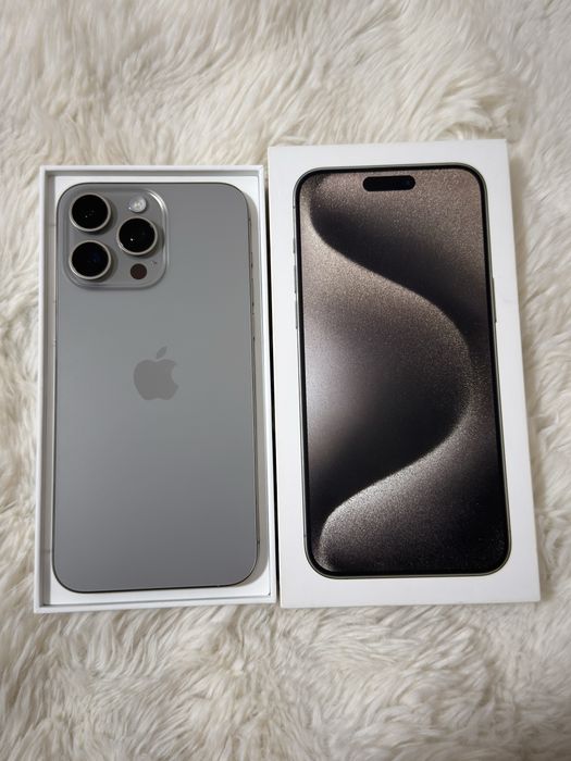 Iphone 15 pro max 256gb. 90% акамулятор