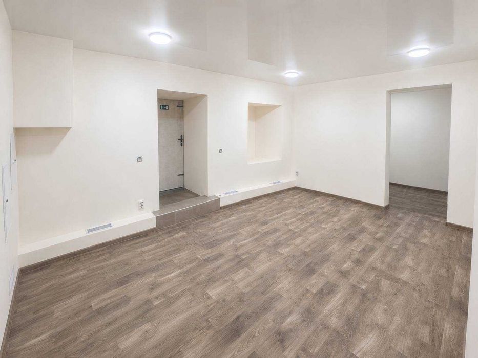 Фасадне ПРИМІЩЕННЯ ЦЕНТР 110 м² Окремий вхід МЕНОРА 5 КАБІНЕТІВ 16 кВт