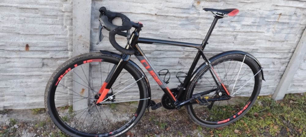 Cube Cross alu/carbon 105 r. M