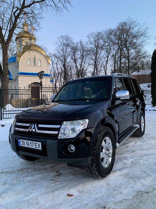 Mitsubishi Pajero wagon 4 3.0 газ/бензин