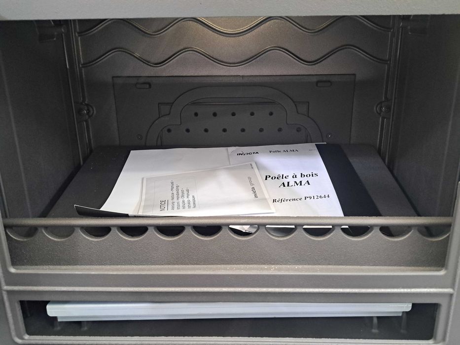 Kominek Piec żeliwny Invicta Alma 12 KW Siena