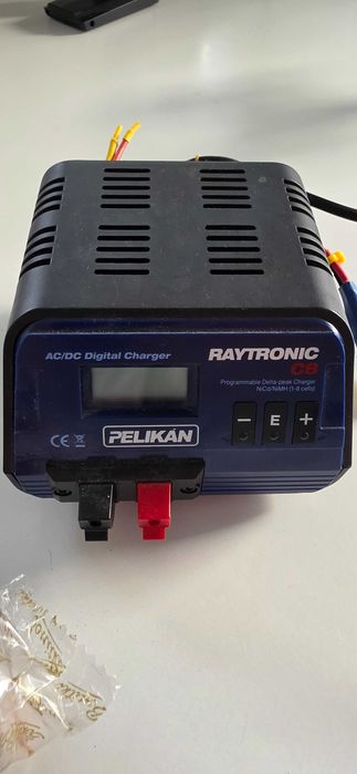 Modelarska Ładowarka Pelikán Raytronic C8