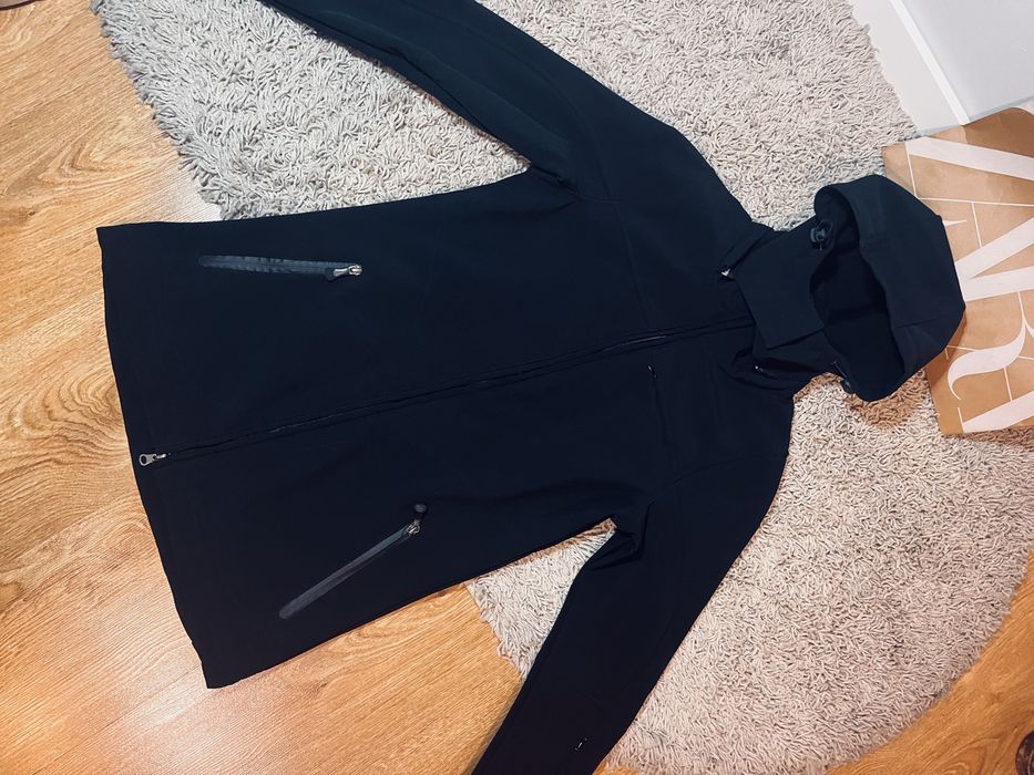 Kurtka damska softshell trekkingowa przeciwwiatrowa okay xs