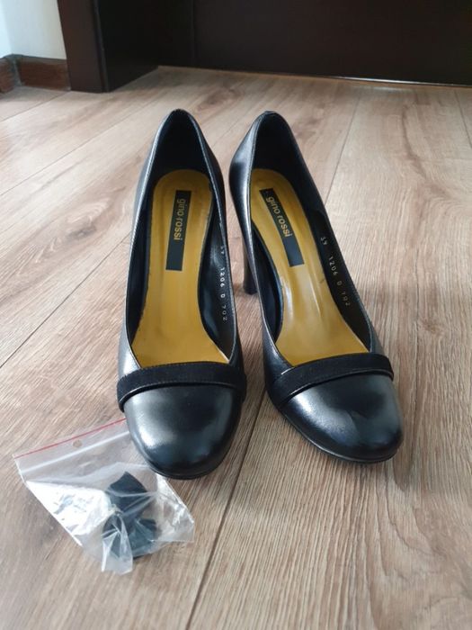 Жіночі туфлі 39 розмір