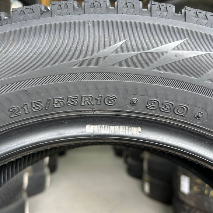Склад шин Бренд Шина 215/55 R16 Bridgestone Blizzak VRX2 шини бу арктичні 7 мм