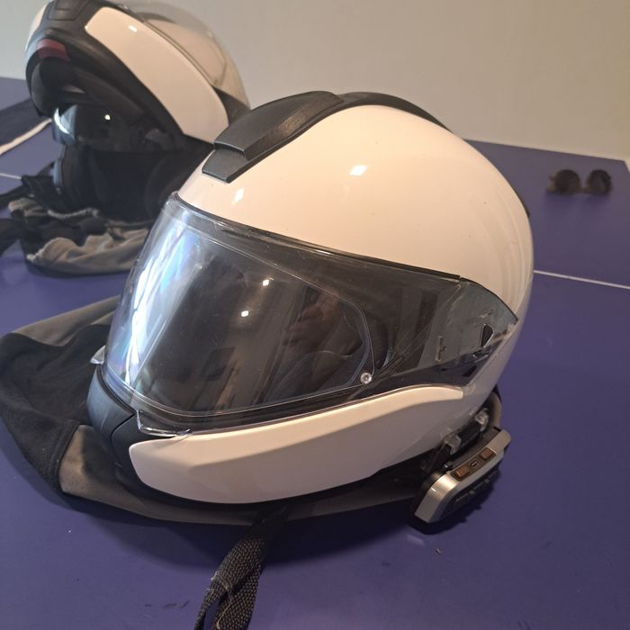 Capacete BMW System 6 com sistema comunicacao Scala G9x