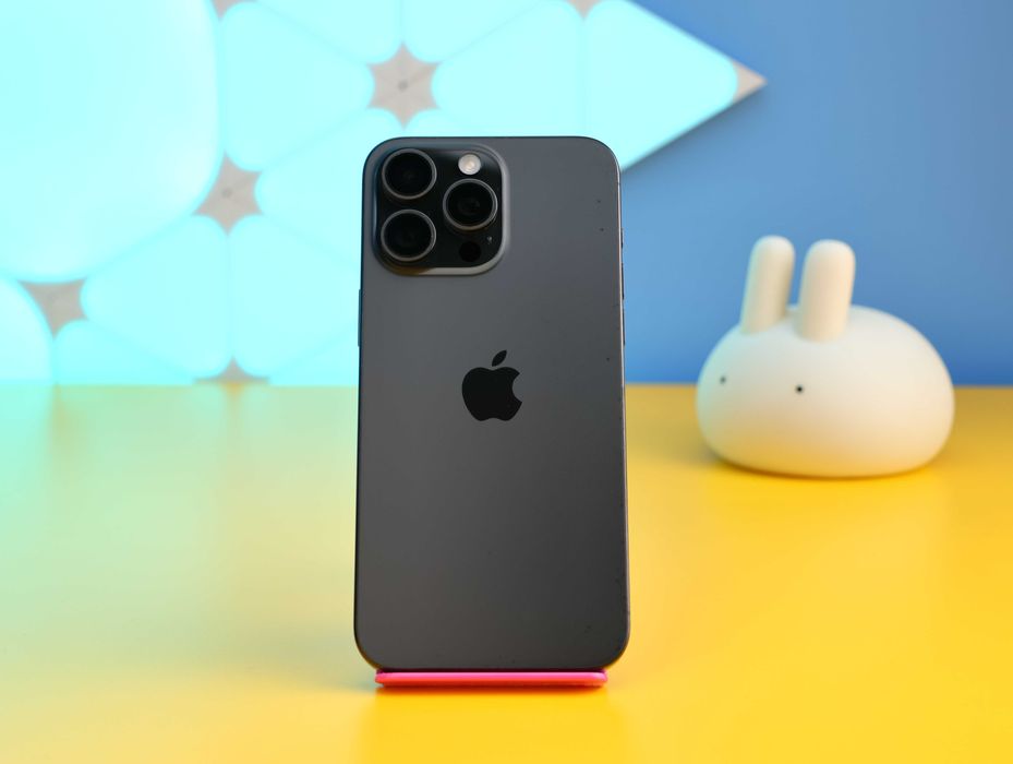 Смартфон Apple iPhone 15 Pro Max 256GB Black (154941) Б/У З ГАРАНТІЄЮ