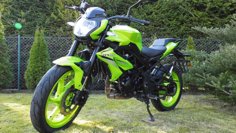 Benelli BN 125, 125 cm3, ABS, rocznik 2022 w stanie idealnym
