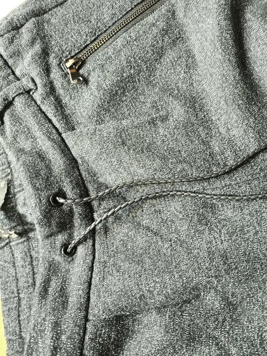 Ciemnoszare spodnie dresowe Only, rozmiar XS