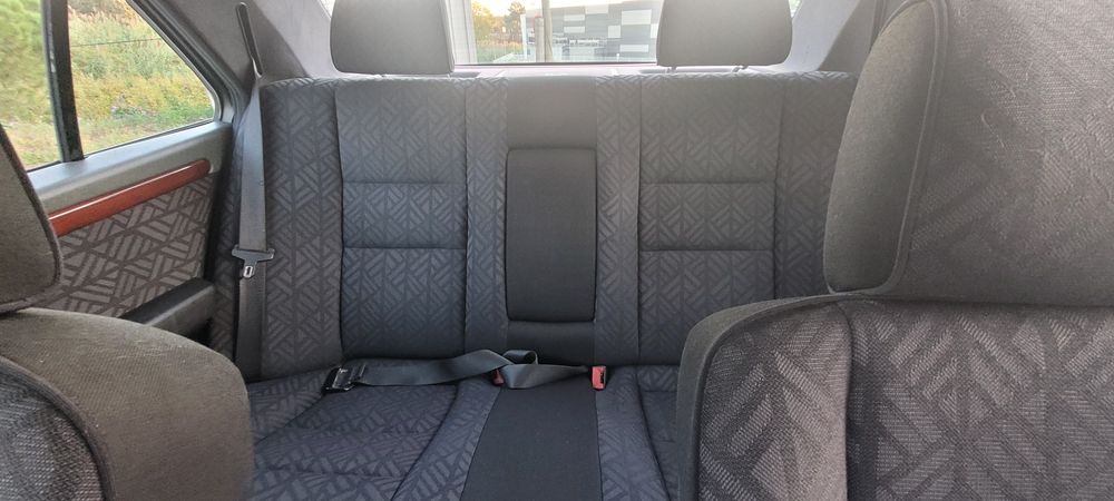 Mercedes Benz c 220 elegance — photo 4