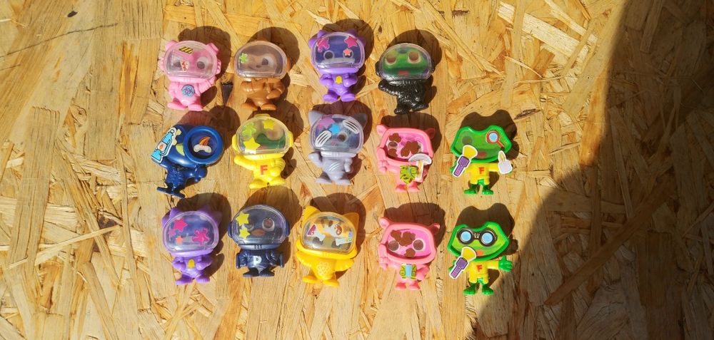 19 figurek Milka Secret Box wiekszość używanych jedna nie rozpakowana