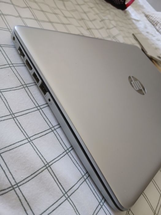 HP laptop 15-db0011np
HP 15-db0011np
HP 15-db0011np