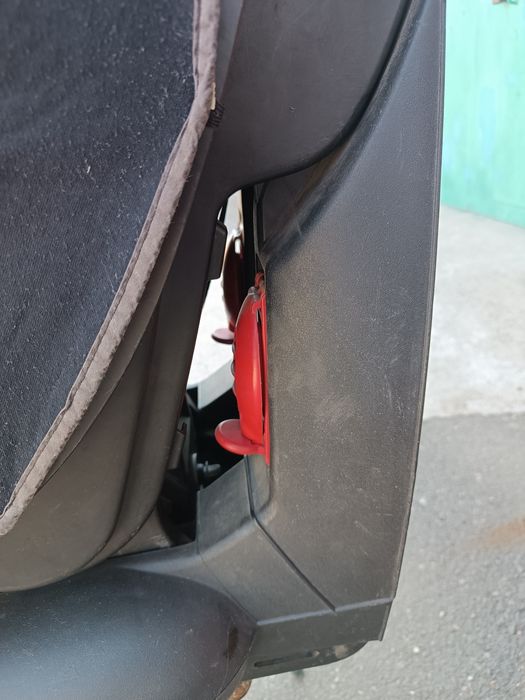 Автокресло детское Bebe Comfort Iseos S. , б/у.