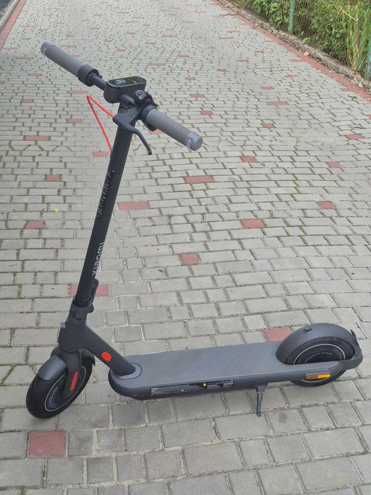 Електросамокат Xiaomi Electric Scooter 4 Pro Plus