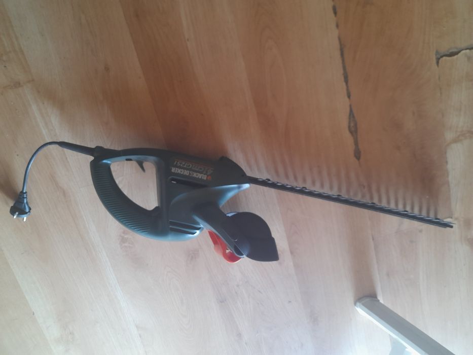 Maquina de cortar sebes