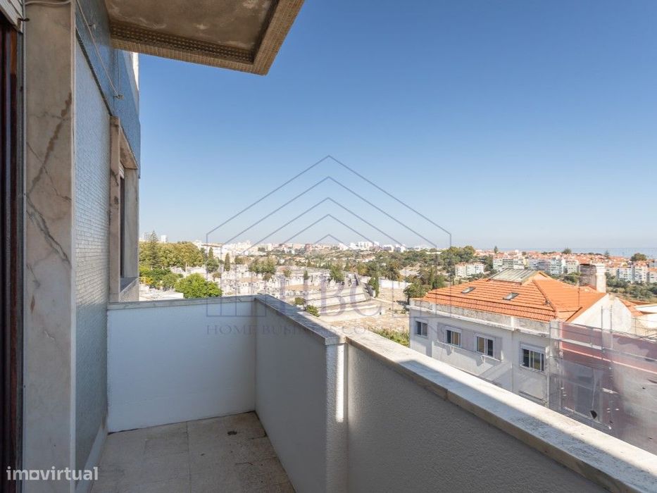 Apartamento T3 com Vista Rio - Lisboa