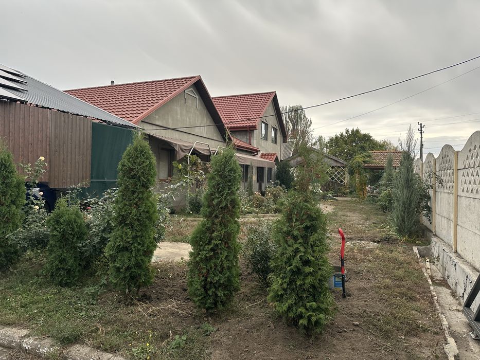 Житловий дім 240м.кв з підвалом - бомбосховищем.