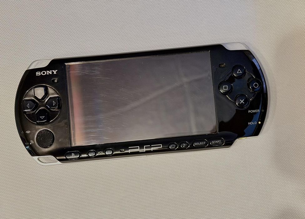psp 3004, есть рассрочка,полная комплектация!