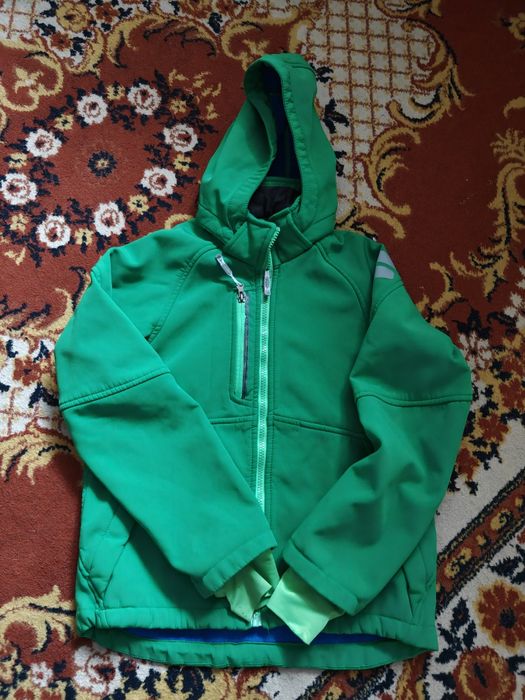 Kurtka typu Softshell hm 9-10 lat zielona