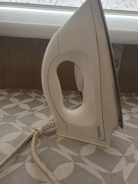 Дорожный утюг  Philips