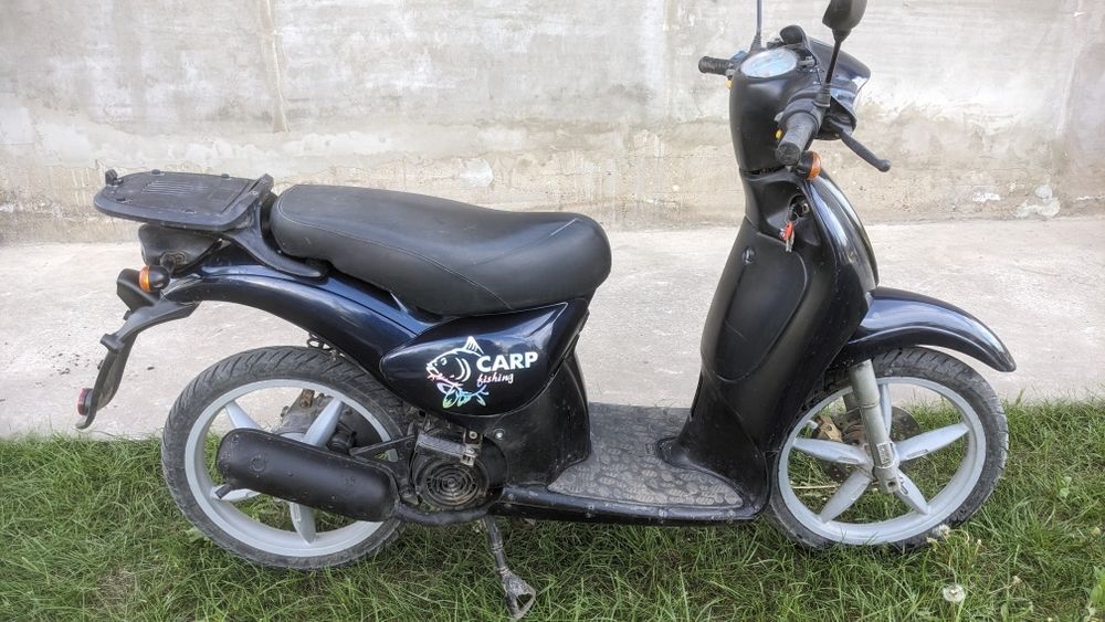 Скутер Aprilia scarabeo 2t 100