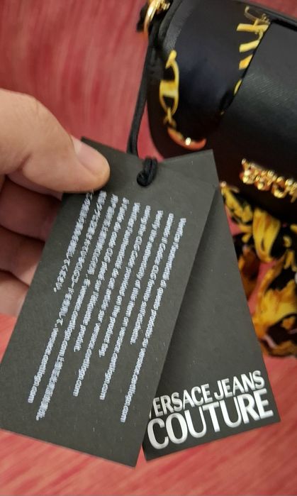 Mala / Bolsa Versace Jeans Couture preta e dourada
