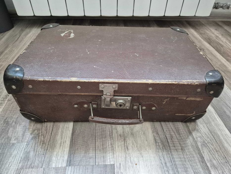 stara retro vintage walizka PRL 45x28x14