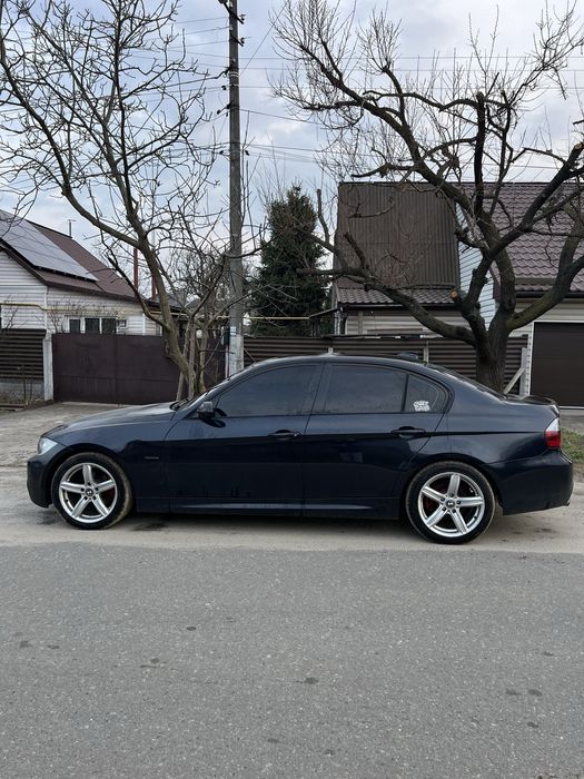 Продам BMW e90