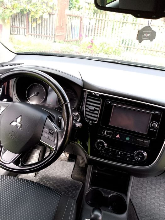Mitsubishi Outlander 2016 – benzyna + LPG BRC
