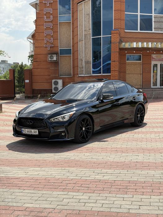 Infiniti Q50 2015г 3.5 Hybrid 141т км.