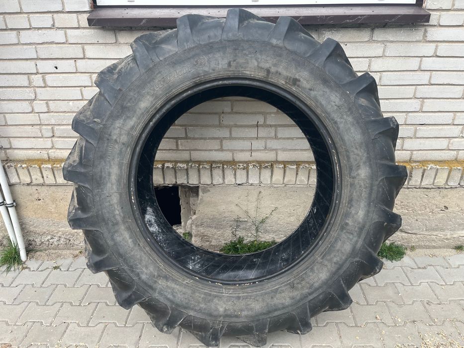 Sprzedam oponę 16.9 34 Barum radialna 420/85 34