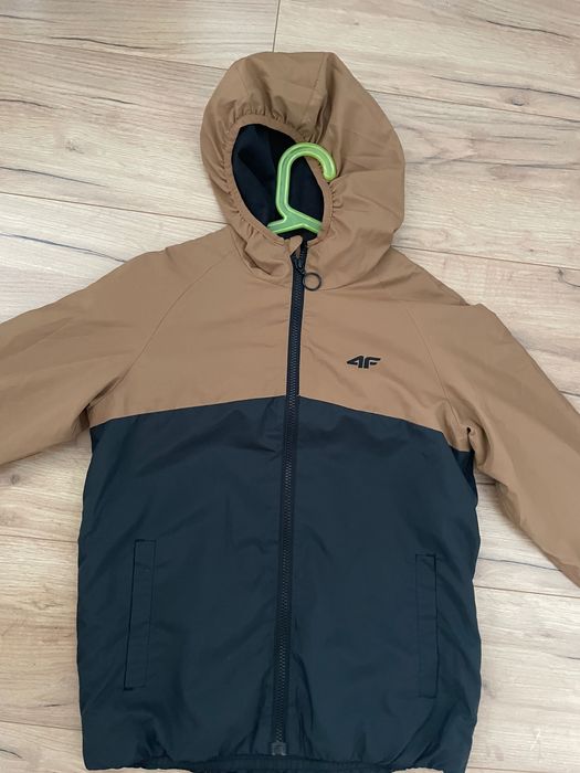 Kurtka wiatrówka 4F dla chłopca rozm 152