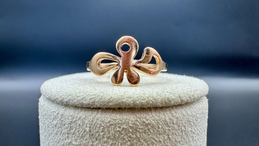 Złoty pierścionek; próba: 14ct 585, waga: 1,50g, rozmiar: 12