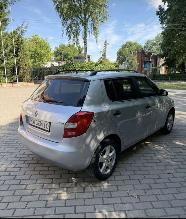 Шкода фабія SKODA