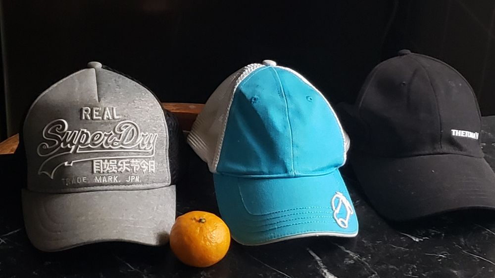 Бейсболки фирменные