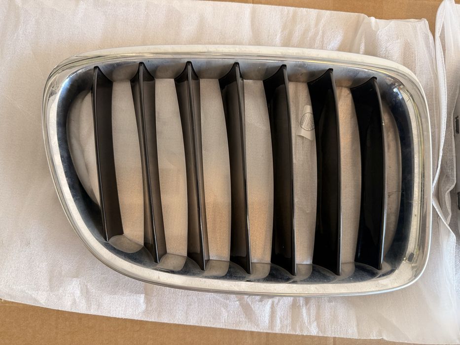 BMW E84 grill, nerki oryginalne