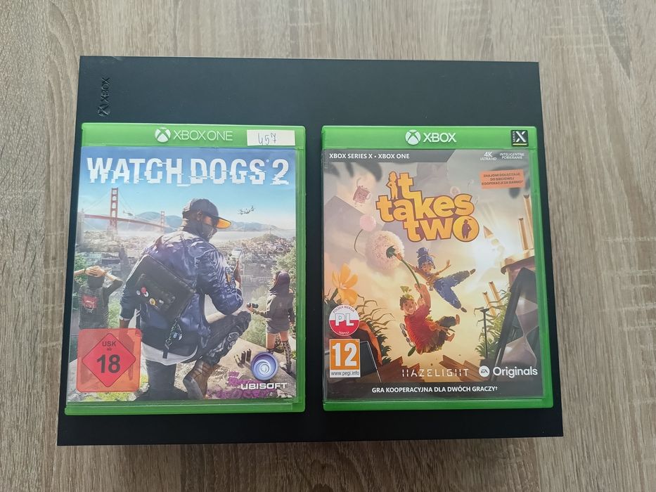 Xbox one x, 2 gry gratis, jeden pad