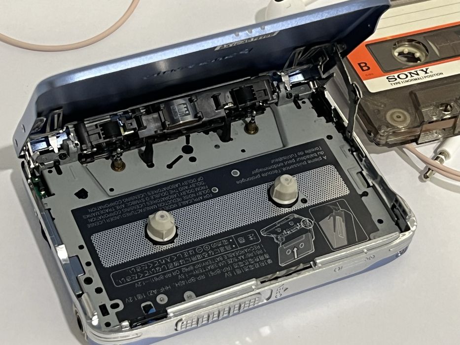 Касетний плеєр Panasonic RQ SX 73