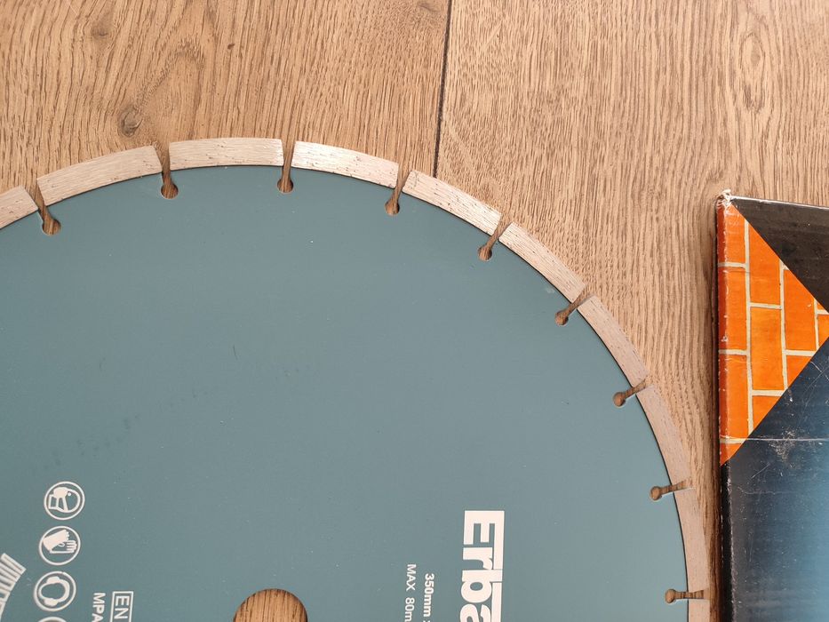 Tarcza diamentowa Erbauer segmentowa 350 x 25,4
Tarcza diamentowa Erba