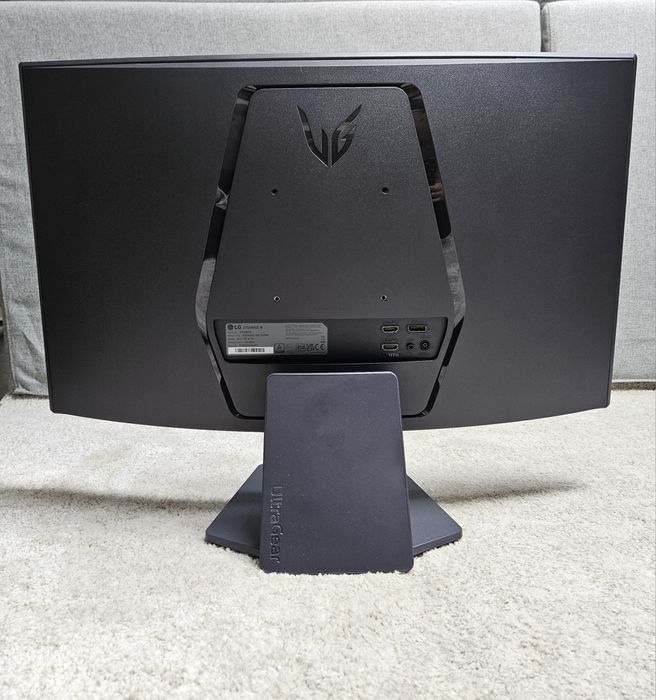 Monitor Curvo Gaming LG UltraGear 27GS60QC-B