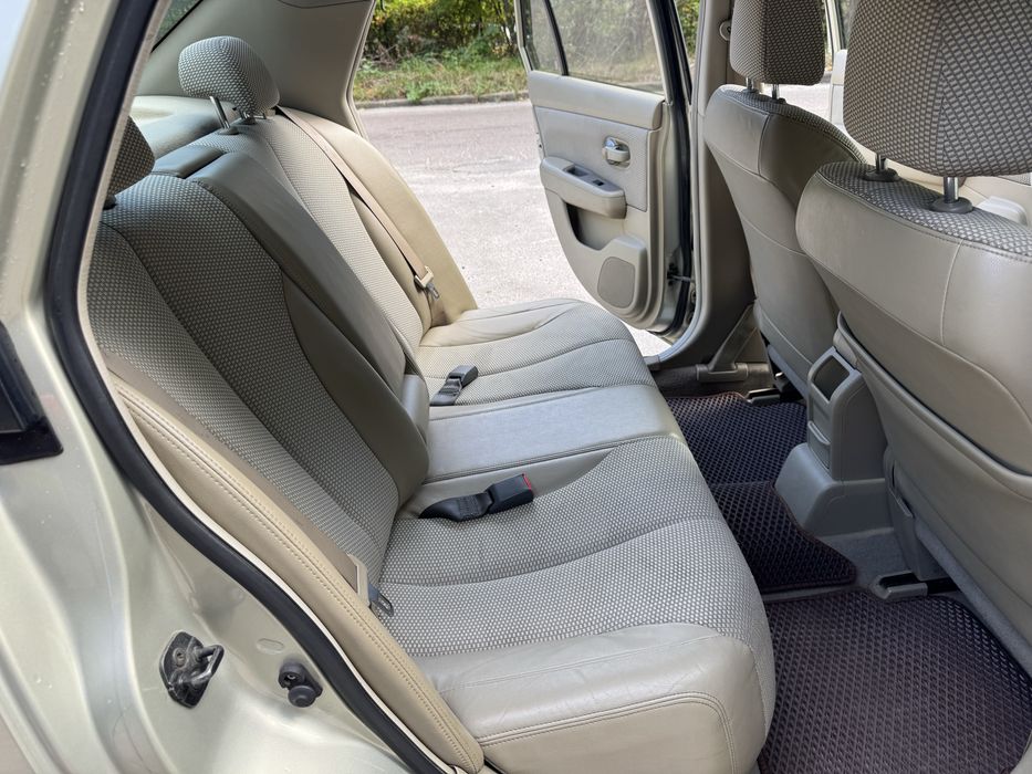 Nissan Tiida 1.6 автомат