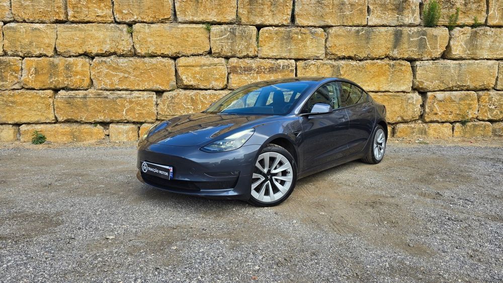 Tesla Model 3 Long Range AWD Dual Motor