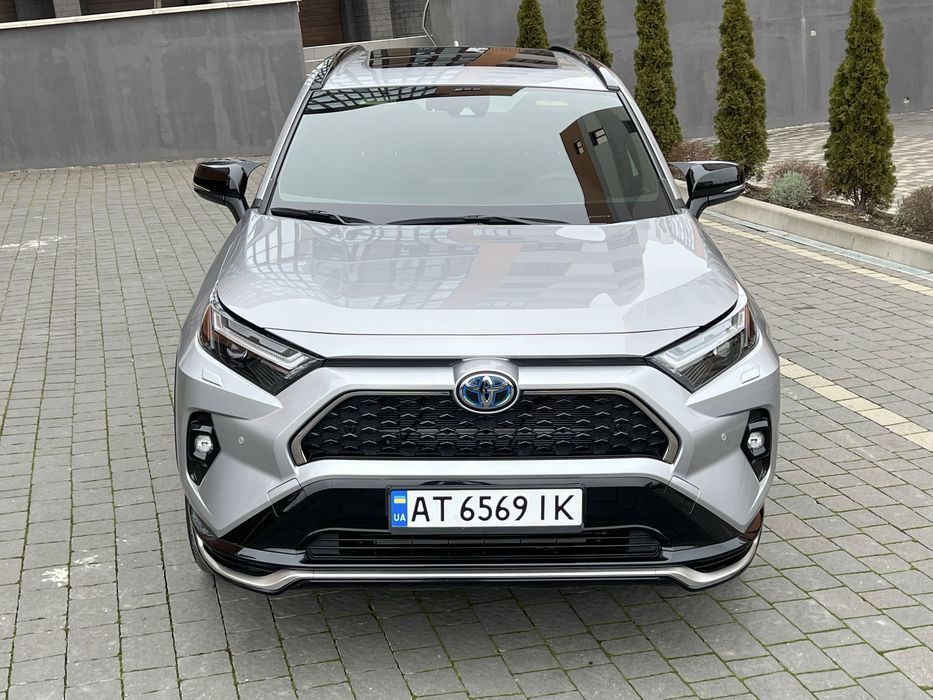 Toyota RAV4 PLUG-IN HYBRID авто продаж