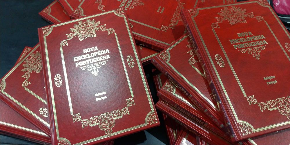Nova Enciclopédia Portuguesa 28Volumes