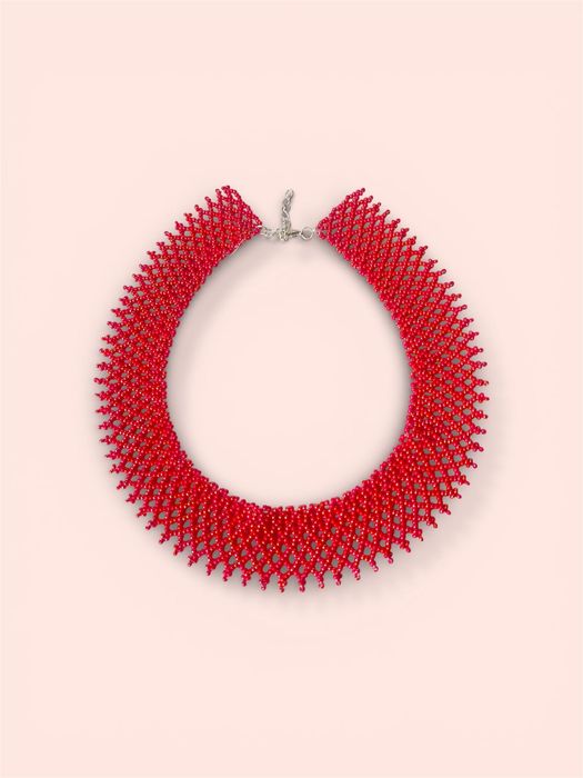 Ażurowy naszyjnik etno – łemkowska krywulka, czerwony kołnierzyk