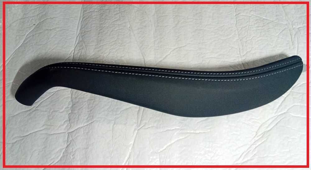 Osłona uchwytu prawa BMW Seria: 5' F90 M5  nr. mag 1/141